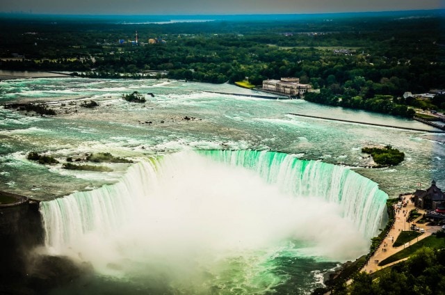 Horseshoe-Falls-Niagara-Falls-ON-640x424.jpg